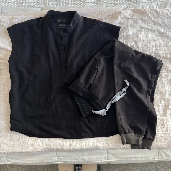 Figs Other - FIGS Black Scrub Ensemble